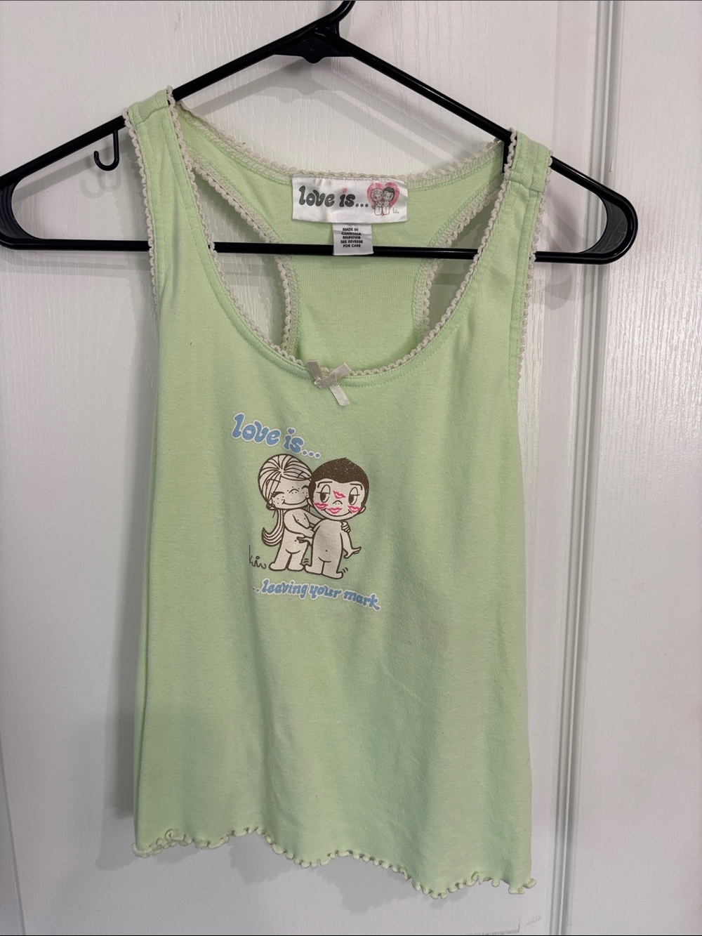 Love Is... Light Green Graphic Tank Top - women’s XL 2005' Casual Camisole